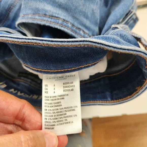 American Eagle Distressed High Rise Jegging Medium Wash Denim Flap Jeans Sz 6R - Picture 10 of 15